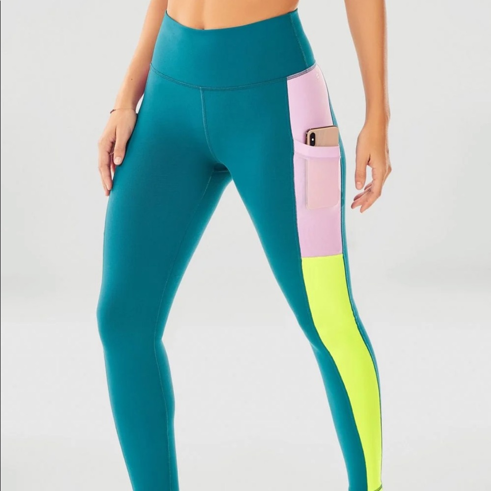 Fabletics On-The-Go High waisted leggings XS powerhold